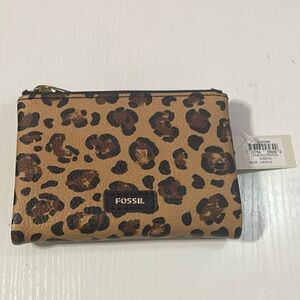 NWT Cheetah Print Fossil Wallet